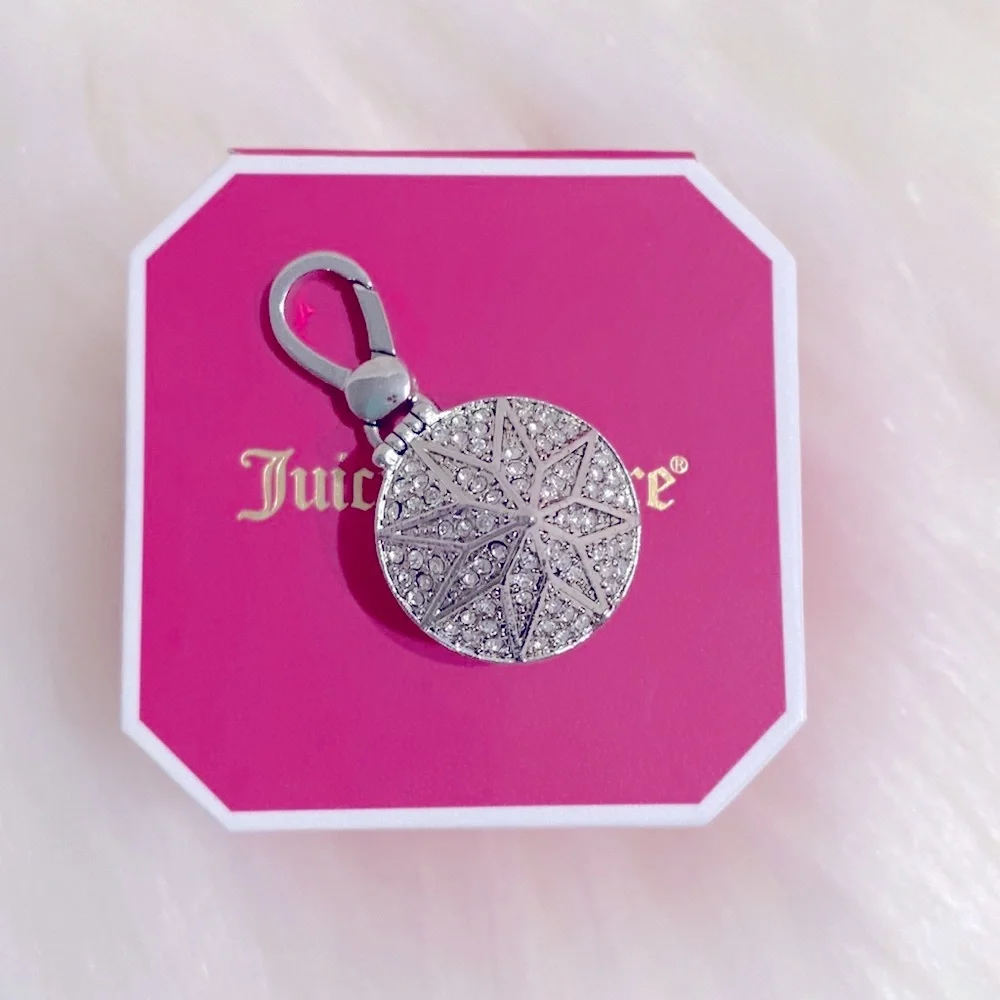 🩷PRICE IS FIRM🩷Juicy Couture Large Diamond Charm NWT